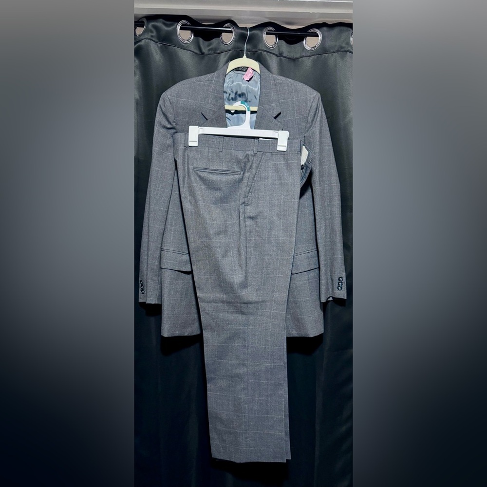 Gray Men's Wool Suit